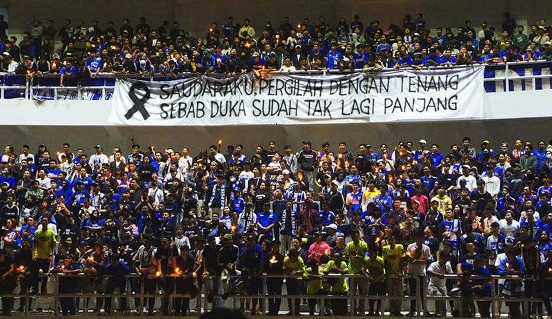 Ribuan Suporter PSIS Gelar Doa Bersama untuk Korban Tragedi Stadion Kanjuruhan - Bagian 2