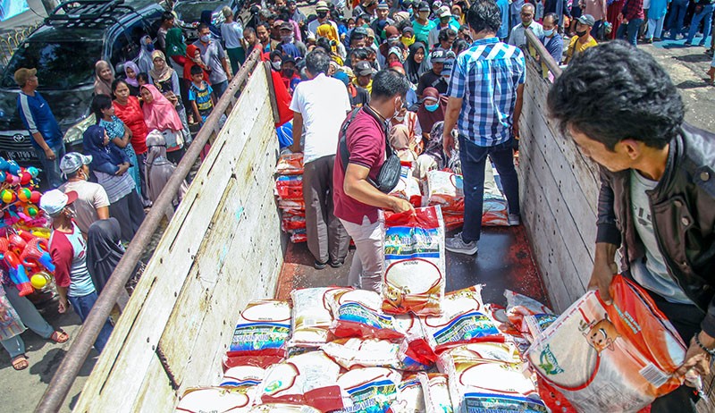 Termurah se-Indonesia, Harga Beras di Sumsel Rp5.000 per Kilogram - Bagian 1