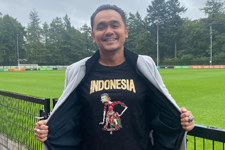 Ini 6 Komentator Sepak Bola Indonesia Terpopuler dari Dulu hingga Sekarang