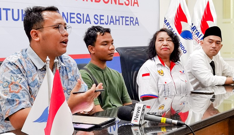 Ibu Tidak Kunjung Pulang, Anak TKI Minta Pendampingan RPA Perindo - Bagian 2