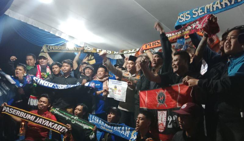  Ribuan Suporter se-Jawa Sepakati Perdamaian dan Persatuan, Serukan Hentikan Kebencian