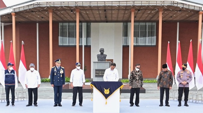 Jokowi Resmikan Terminal VVIP Bandara Halim, Menhub: Lebih Percaya Diri ...