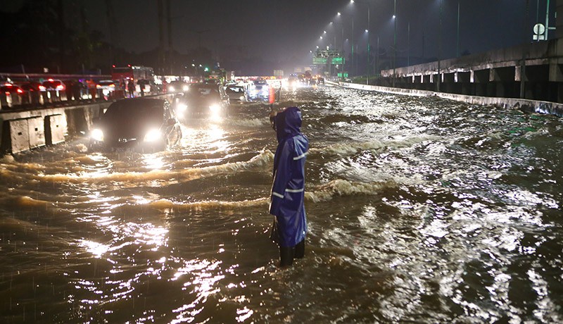 Sering Banjir, Tol BSD Serpong Akan Dievaluasi Menteri PUPR - Bagian 1