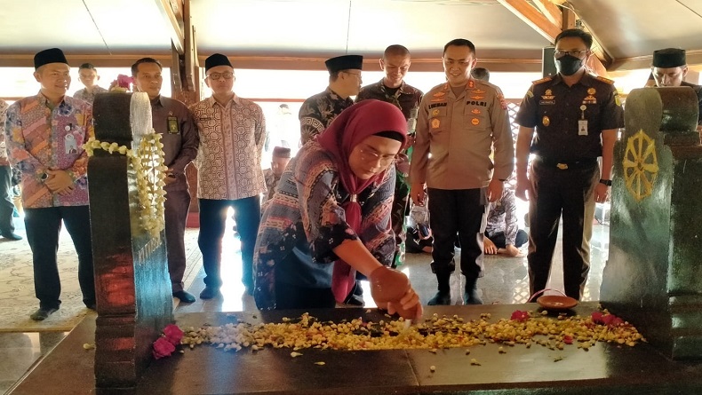 ASN Ziarah ke Makam Pendiri Indramayu Raden Bagus Aria Wiralodra, Ada Apa?