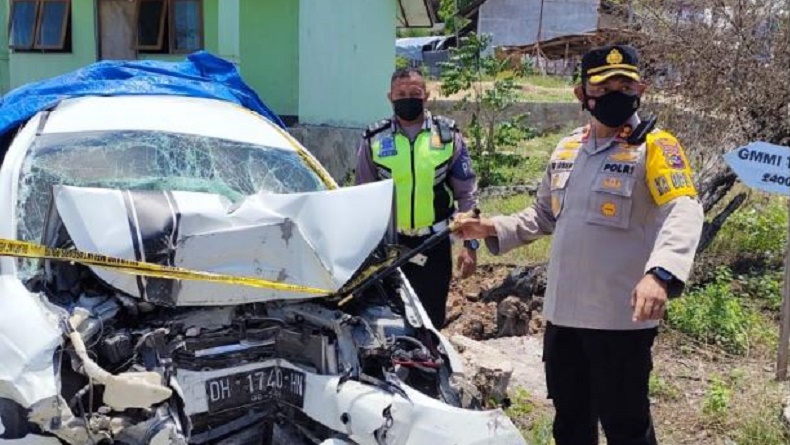 Kecelakaan Maut Mobil Ringsek Tabrak Tembok di Kupang, 4 Orang Tewas, 2 Luka-Luka