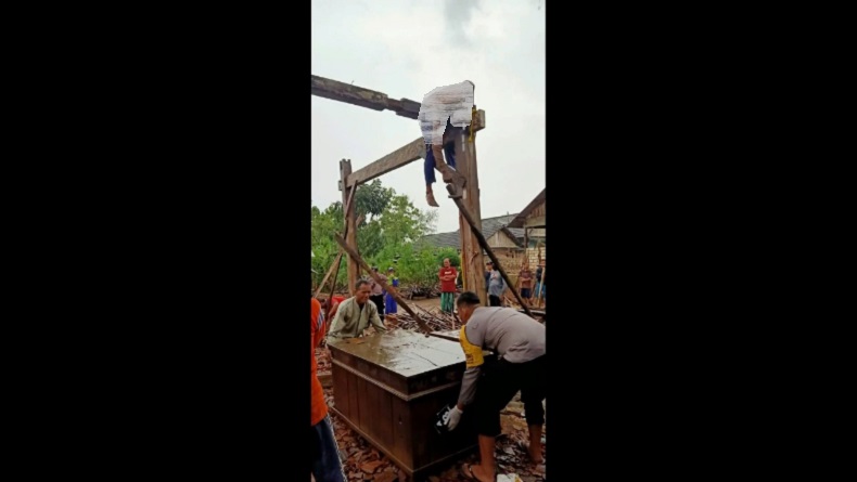 Kronologi 2 Kuli Bangunan Tewas Tersambar Petir di Tuban, Ogah Sudahi Pekerjaan Meski Hujan