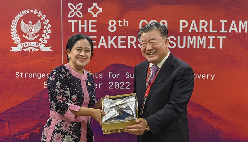 Momen Keakraban Puan Maharani dengan Ketua DPR China Chen Zhu - Bagian 2