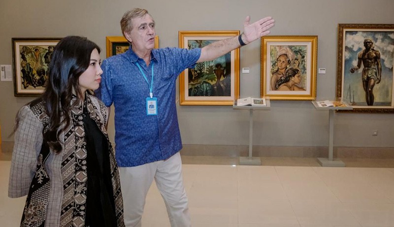 Wamenparekraf Tampil Anggun saat Hadiri Welcoming Dinner Delegasi WCCE di Bali - Bagian 2