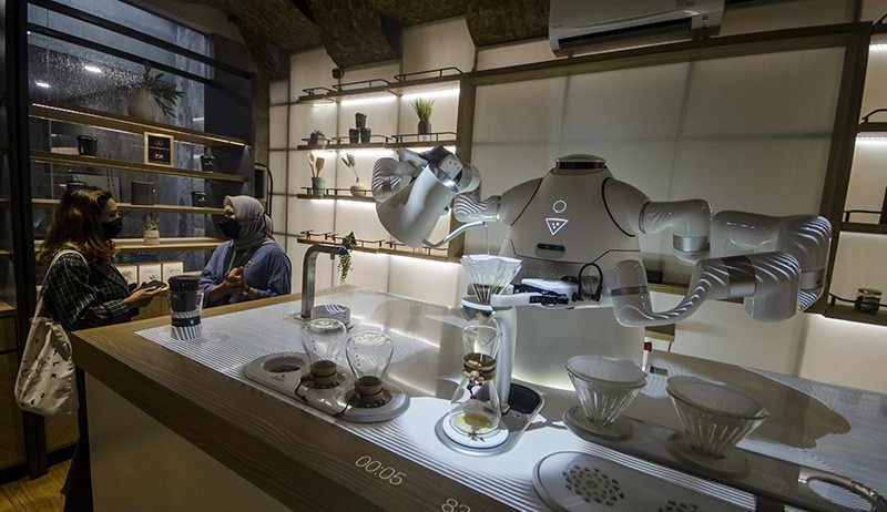 Foto Robot Barista Buat Kopi Kualitas Terbaik, Gantikan Tenaga Manusia? - Bagian 1