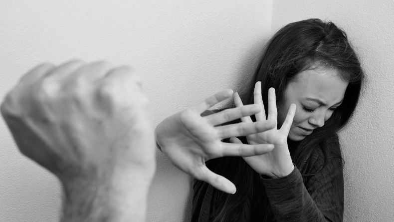title Contoh Pelecehan Seksual yang Perlu Diwaspadai, Termasuk Menguntit dan Memaksa Ngobrol Contoh Pelecehan Seksual yang Perlu Diwaspadai, Termasuk Menguntit dan Memaksa Ngobrol