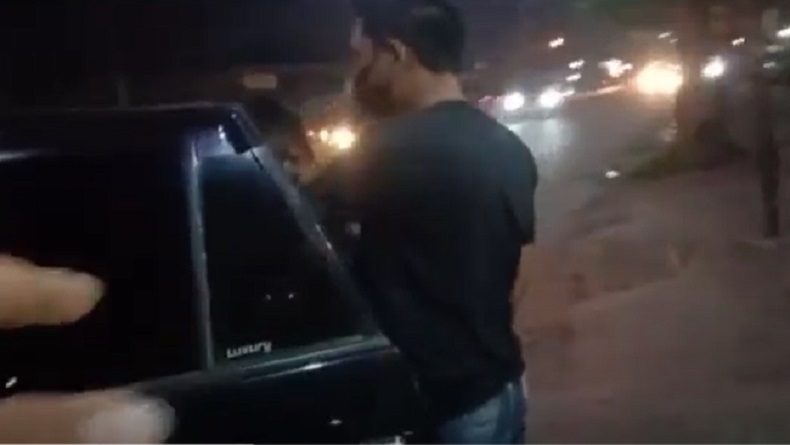Viral, Ibu Anak Terseret Mobil Diduga Pelaku Begal di Medan