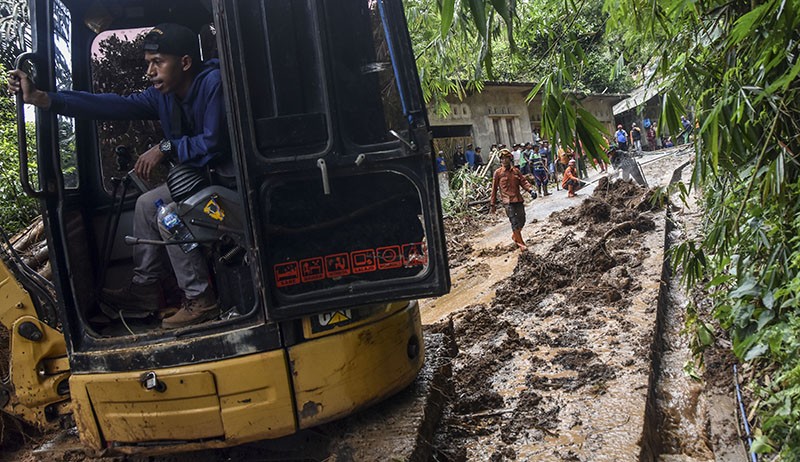 Banjir Bandang Terjang Desa Sukamaju Ciamis, Satu Orang Hilang Terbawa Arus - Bagian 3