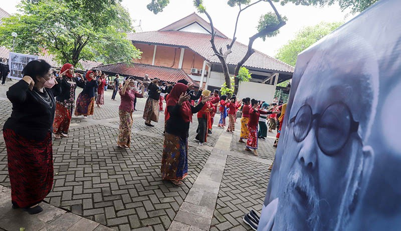 Gelaran Tari Yapong Bertajuk 