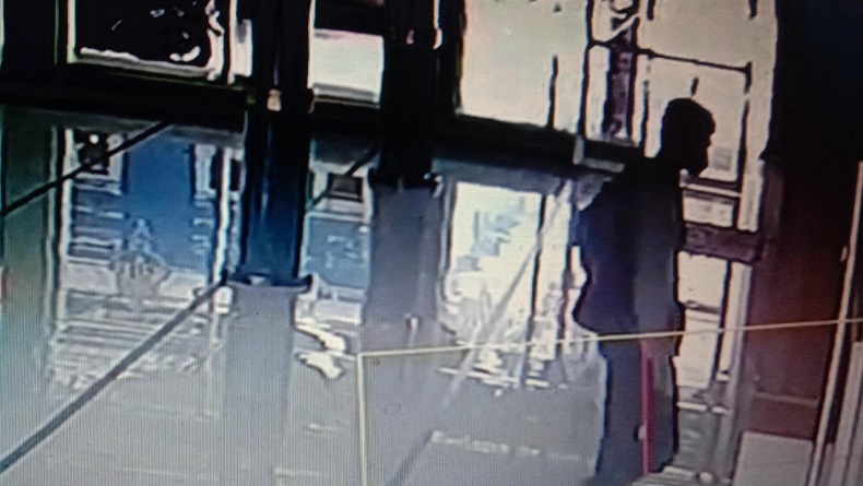 Pencuri Gasak Mikrofon Masjid Al-Muhsin di Purwakarta, Muazin Heboh Tak Bisa Azan 