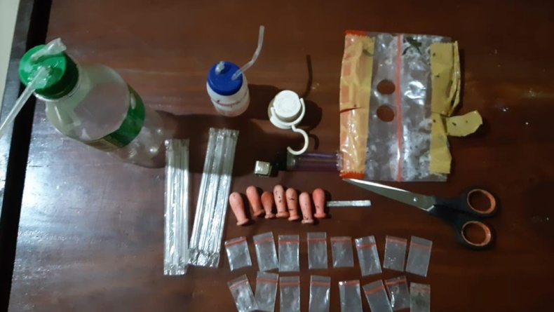 Polisi Gerebek Pondokan untuk Pesta Narkoba, Pemadat Kocar-kacir Tinggalkan Sabu dan Bong