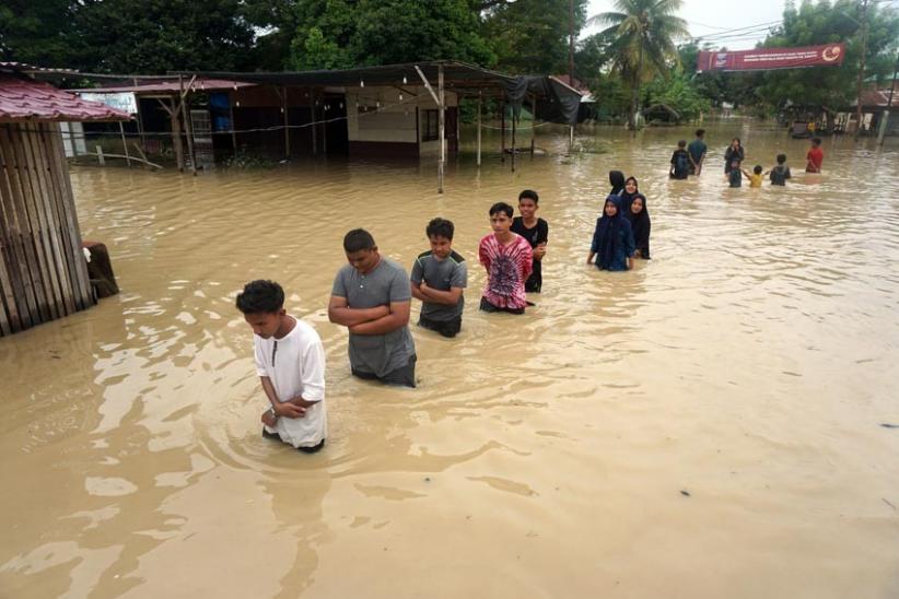 15 Kecamatan di Aceh Utara Terendam Banjir - Bagian 5