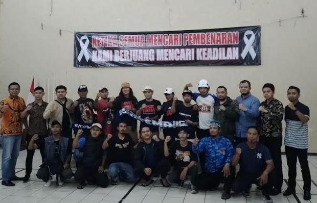 Aremania Desak TGIPF Transparan Usut Tuntas Tragedi Kanjuruhan