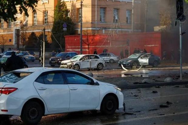  Ngeri, Sejumlah Ledakan Guncang Ibu Kota Ukraina 