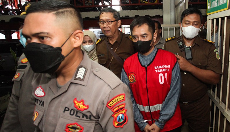 Kasus Pemerkosaan Santriwati, Mas Bechi Dituntut 16 Tahun Penjara - Bagian 2
