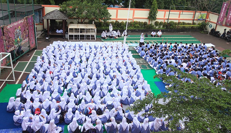Ratusan Siswa MTS Negeri 19 Pondok Labu Ikuti Trauma Healing - Bagian 2