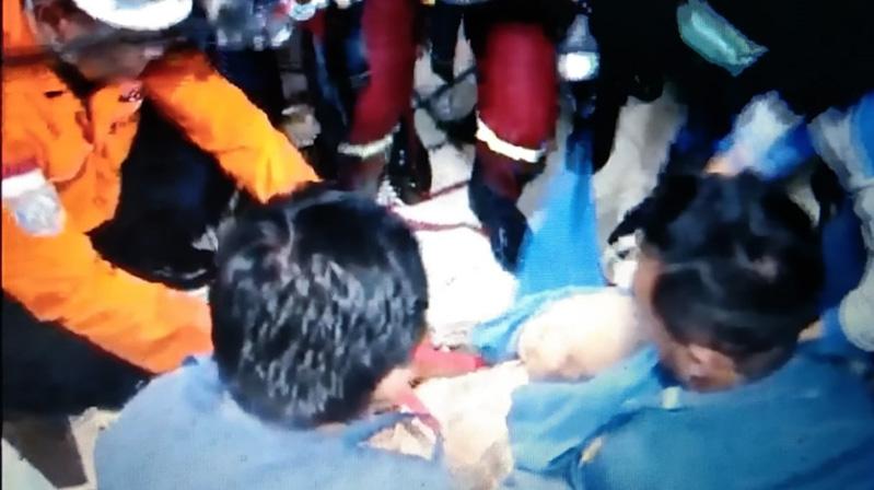 Dramatis, Evakuasi Nenek di Magelang Terpeleset Jatuh ke Sumur Sedalam 10 Meter