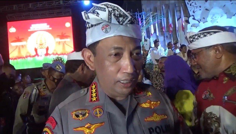 title Dugaan Gas Air Mata Kedaluwarsa di Kanjuruhan, Kapolri: Kita Dalami dengan Libatkan Ahli Dugaan Gas Air Mata Kedaluwarsa di Kanjuruhan, Kapolri: Kita Dalami dengan Libatkan Ahli
