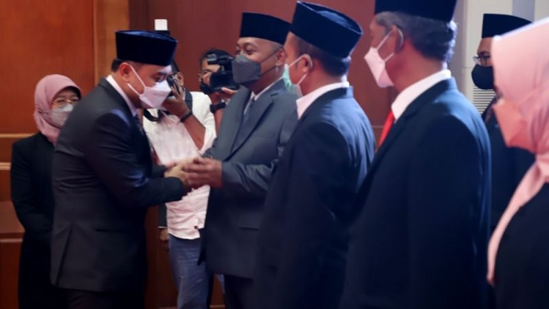 Tingkatkan Pelayanan, Eri Cahyadi Rotasi 320 Pejabat Pemkot Surabaya