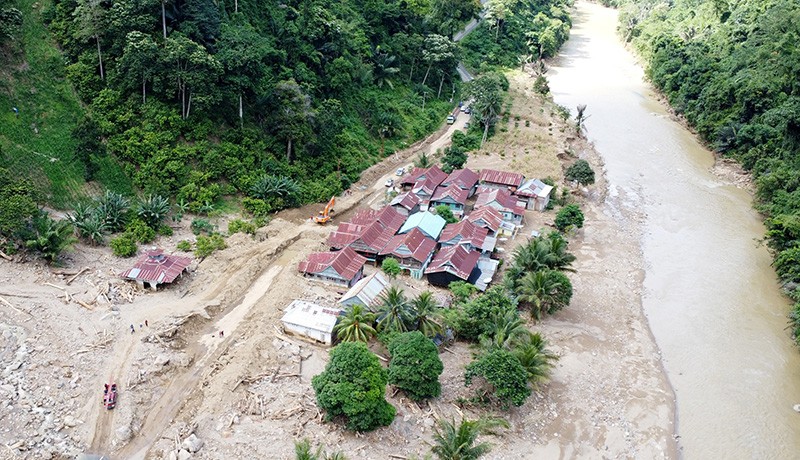 Bangunan Masjid Berdiri Kokoh usai Diterjang Material Batu Banjir Bandang - Bagian 3