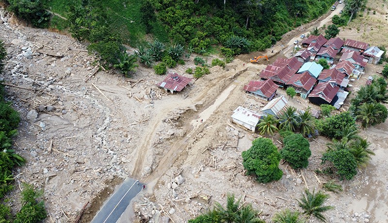 Bangunan Masjid Berdiri Kokoh usai Diterjang Material Batu Banjir Bandang - Bagian 2