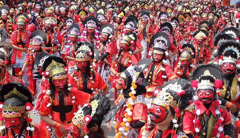 Rekor MURI Tari Topeng dengan Jumlah Peserta Terbanyak - Bagian 1