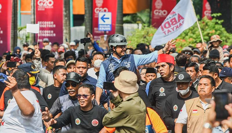 Ribuan Warga Antusias Sambut Anies Baswedan di Balai Kota Jakarta - Bagian 4