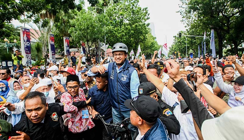 Ribuan Warga Antusias Sambut Anies Baswedan Di Balai Kota Jakarta