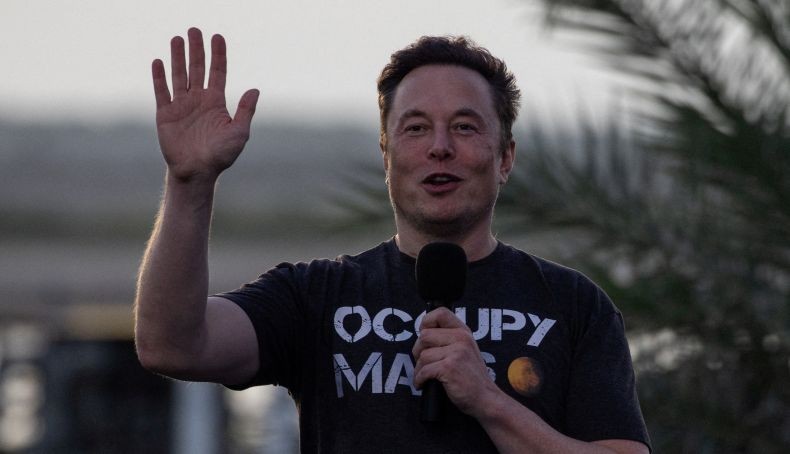 Elon Musk Sebut Ada Orang Dalam Twitter yang Mungkin Dukung Capres Brasil
