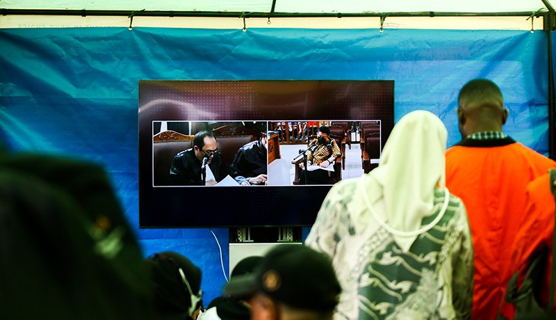 Nobar Sidang Perdana Ferdy Sambo - Bagian 2