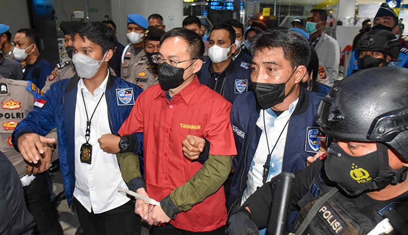 Bandar Besar Judi Online Apin BK Dibawa ke Medan - Bagian 1