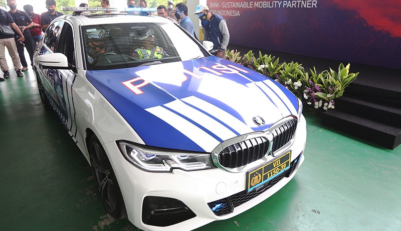 Tampilan BMW 330e M Sport, Kendaraan Resmi Pengawalan Presidensi G20 Indonesia - Bagian 5