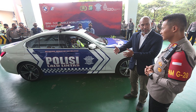 Tampilan BMW 330e M Sport, Kendaraan Resmi Pengawalan Presidensi G20 Indonesia - Bagian 2