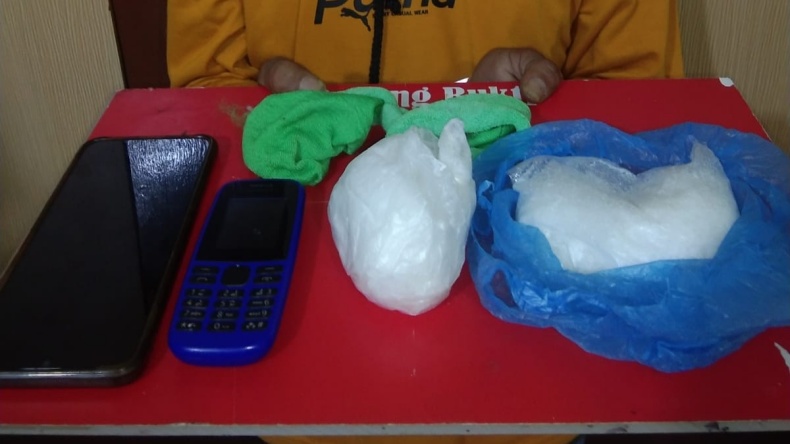 Selundupkan Sabu Lewat Sepatu, Kurir Narkoba Gagal Terbang ke Banjarmasin