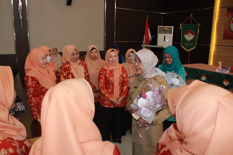 Bupati Noormiliyani Ingatkan Jaga Keharmonisan antara DWP dan TP-PKK Batola