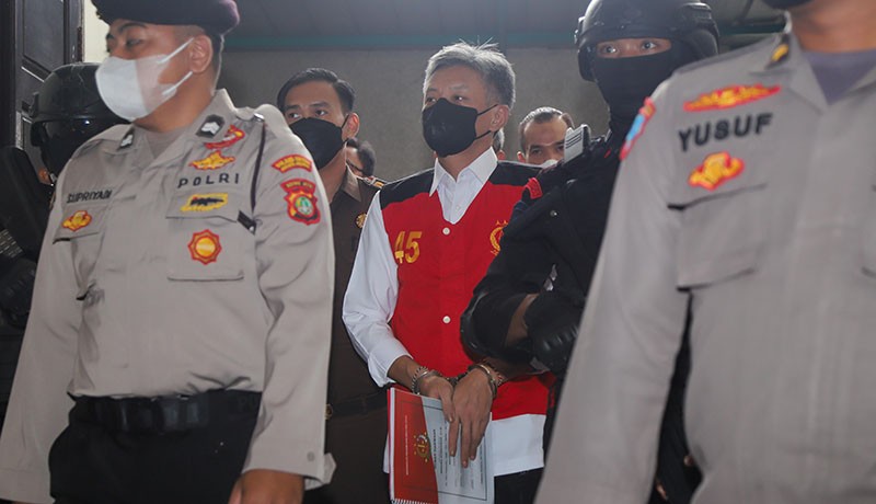 Hendra Kurniawan Jalani Sidang Perdana Obstruction of Justice Kasus Brigadir J - Bagian 3