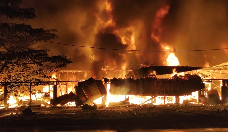Polisi Selidiki Kebakaran yang Hanguskan 11 Kios dan 2 Rumah di Nduga