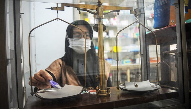Kasus Gagal Ginjal Akut, Obat Sirup Mengandung Paracetamol Ditarik dari Apotek - Bagian 3