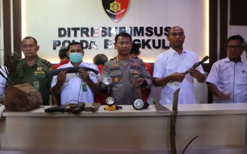 Rambah Taman Wisata Alam Seblat Jadi Kebun Kelapa Sawit, 3 Petani di Bengkulu Ditangkap