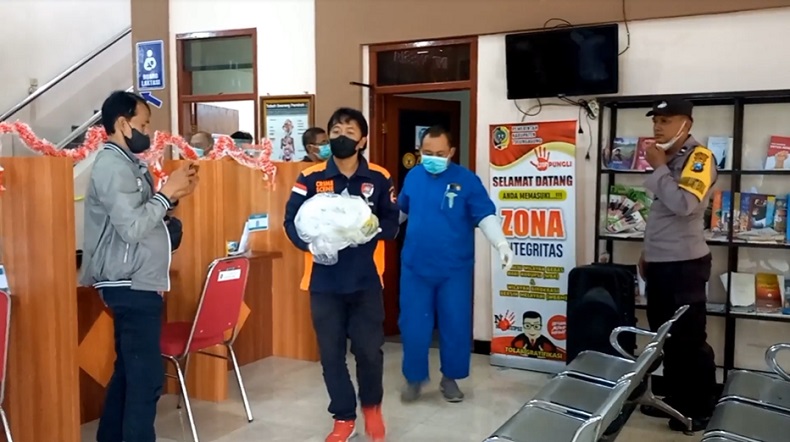Pegawai Disdikpora Tulungagung Geger, Mayat Bayi Baru Dilahirkan Ditemukan di Toilet