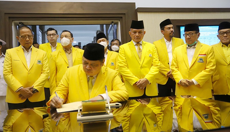 HUT ke-58, Partai Golkar Ziarah ke Taman Makam Pahlawan - Bagian 2