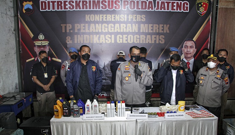 Penampakan Oli Motor Palsu Beredar di Jawa dan Kalimantan - Bagian 5