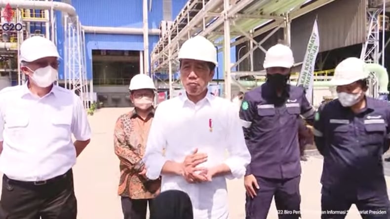 Tinjau Pembangunan TSL Ausmelt, Presiden Jokowi: Ini Keseriusan Kita Hilirisasi Timah