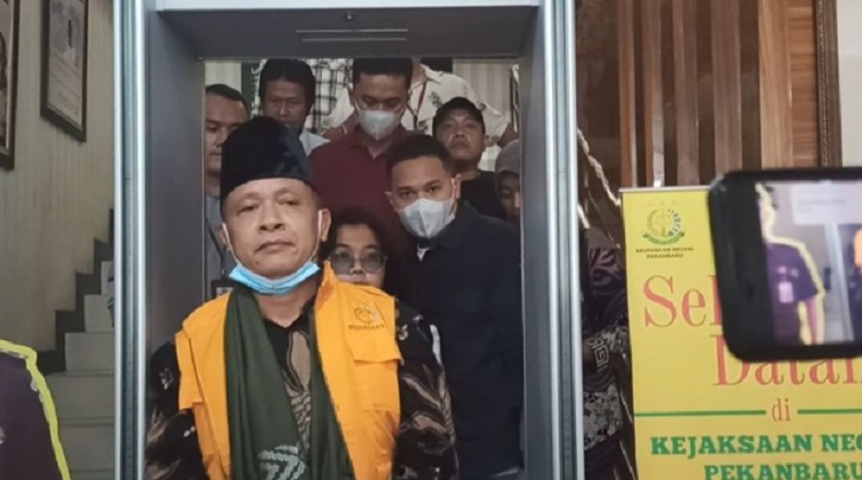 Eks Rektor UIN Riau Ditahan Buntut Penetapan Tersangka Korupsi Pengadaan Jaringan Internet