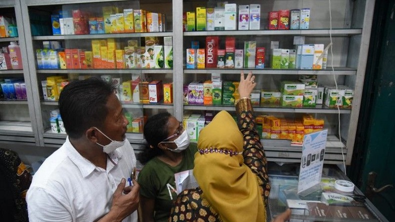 Larangan Jual Obat Sirop gegara Kasus Gagal Ginjal Akut, Dinkes Medan Sidak Apotek