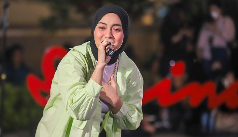 Eltasya Natasha Bawakan Lagu On My Way di Anjungan Sarinah - Bagian 3